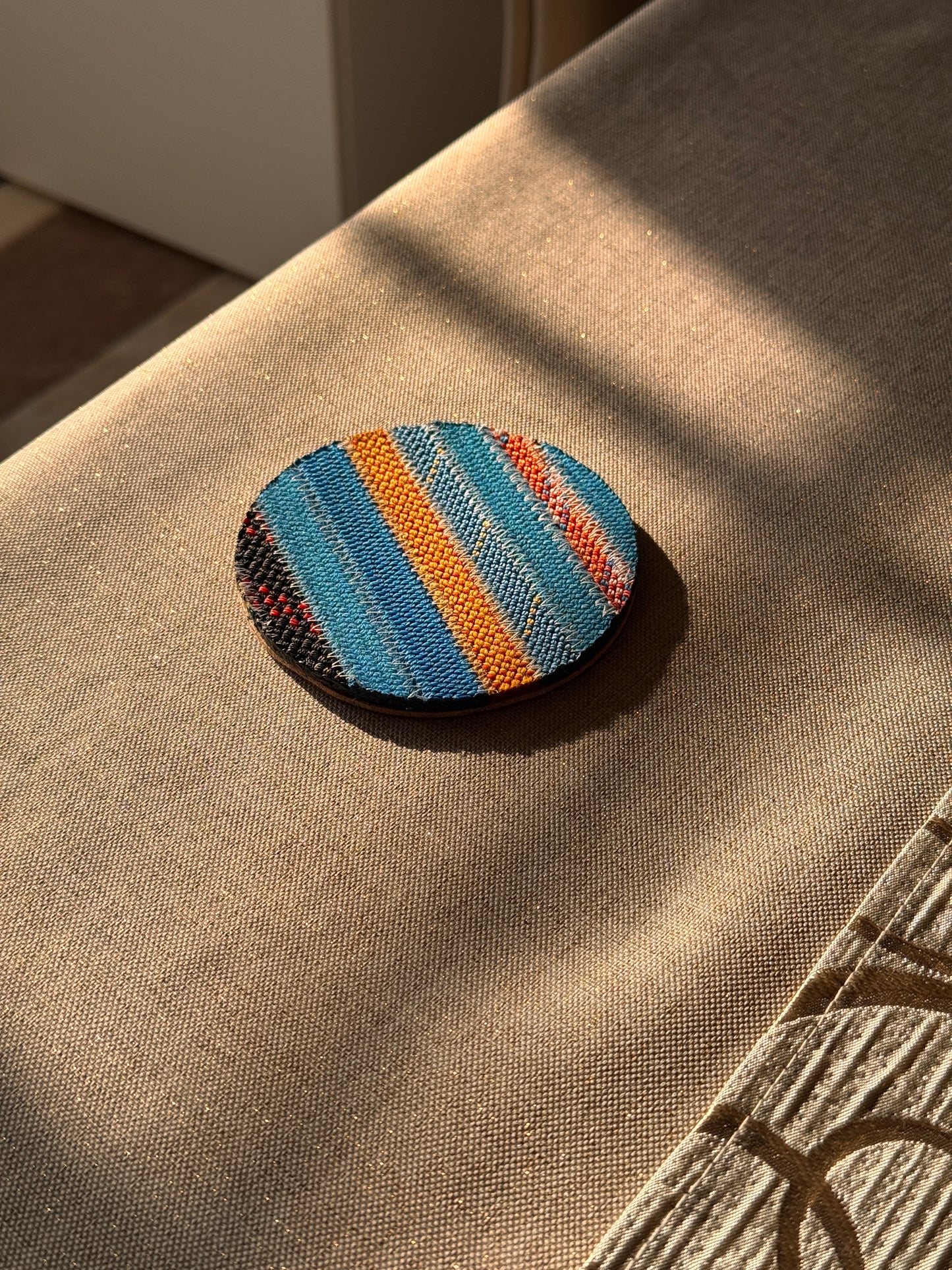 Cold colour recycled climbing rope coaster with cork base