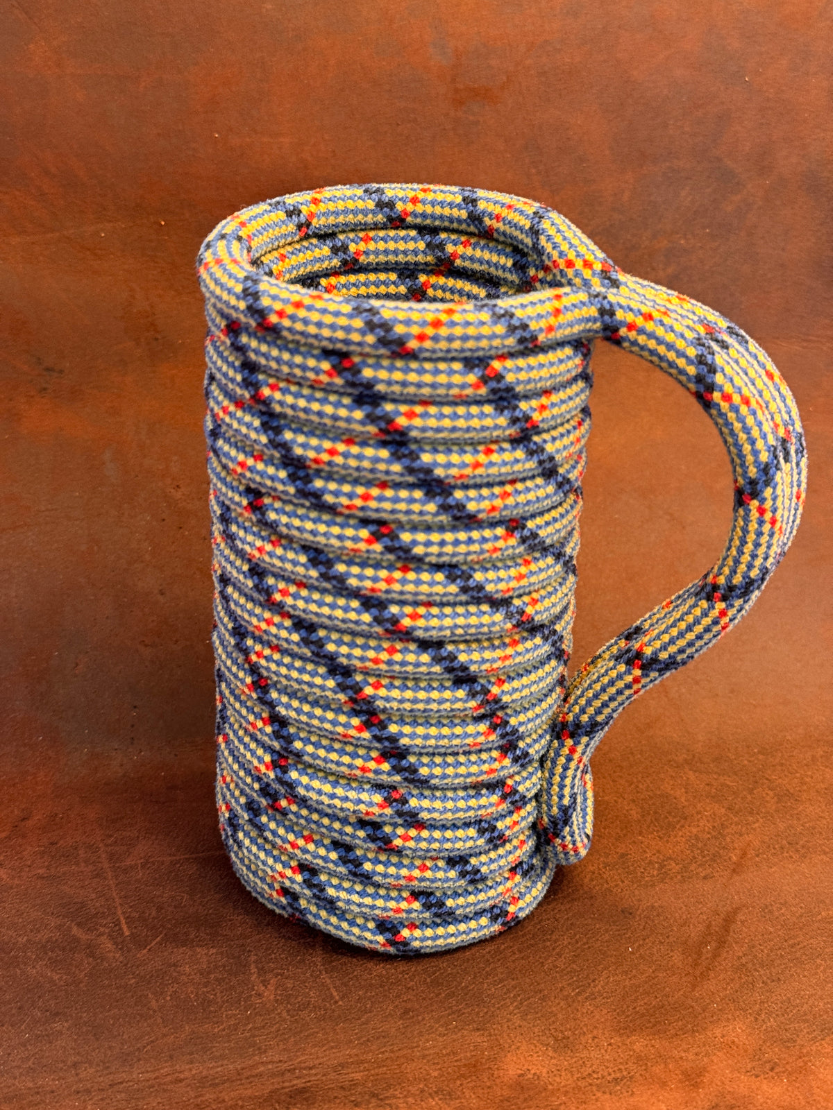 Recycled climbing rope cup cosy and can cooler in blue and orange, handmade by Forma